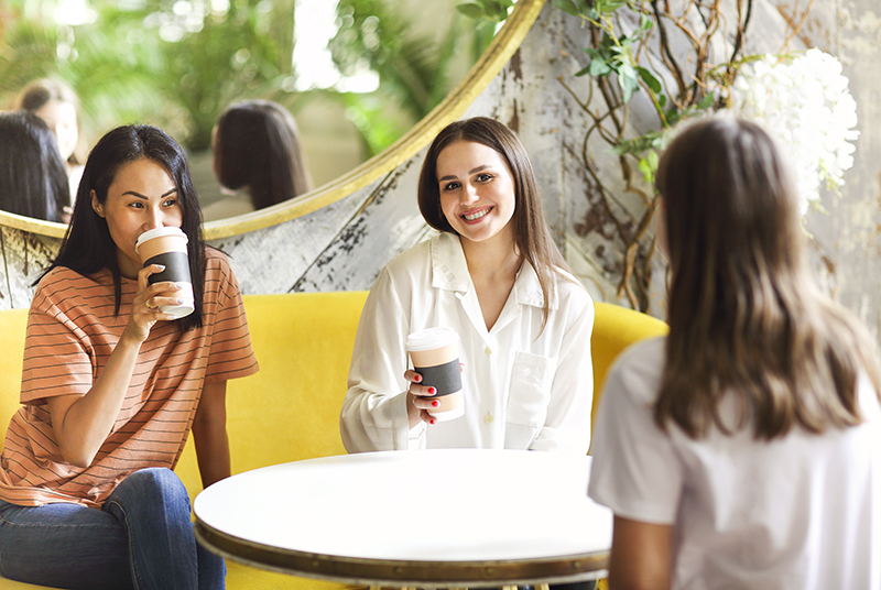 Predajné papierové poháre: Sprievodca výberom a dodávkou