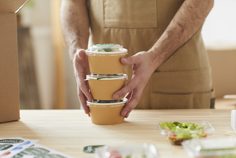 Aké sú výhody jednorazového riadu?