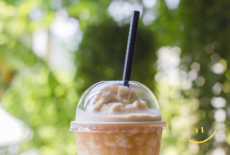 Papier vs PLA vs PP slamky: Porovnanie recyklovateľnosti pre kupujúcich